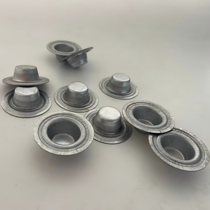 Capace metalice cu șuruburi: selecție practică, eșecuri comune și validare în lumea reală